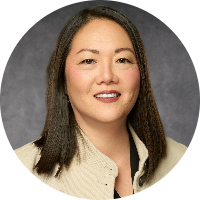 headshot of Helen  Yoon